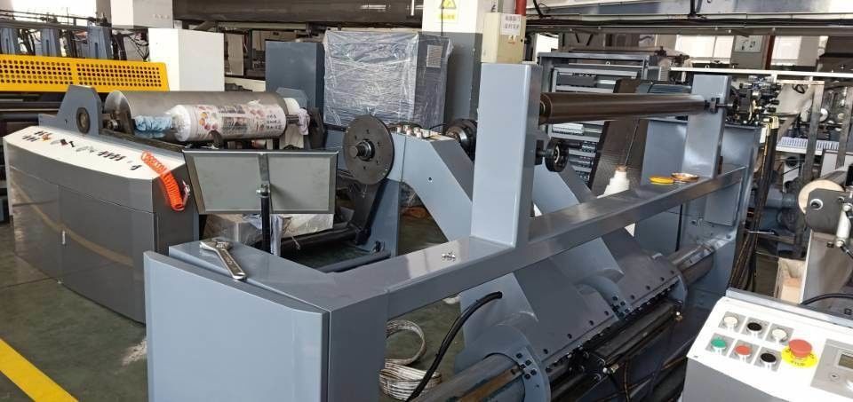 Flexo-Drucker/Flexographische Druckmaschine mit Druckgeschwindigkeit von 150 m/min und UV-IR-Trockner