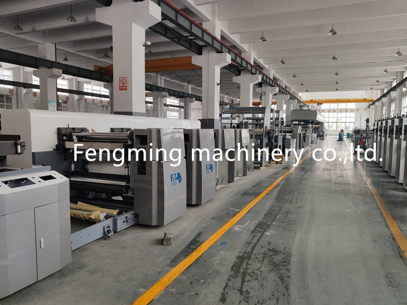 4 Farbgebundene Flexodruckmaschine für Karton
