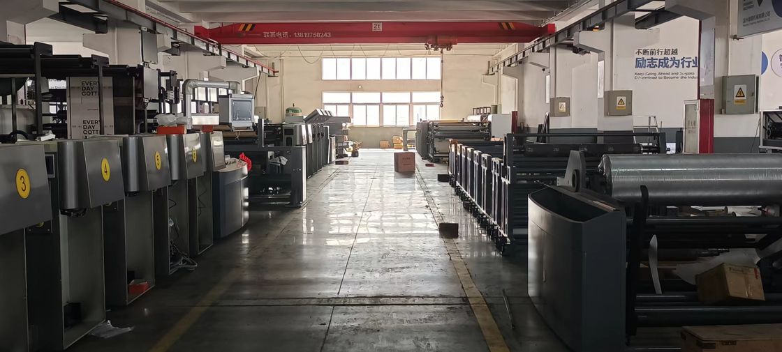 Papierrolldruckmaschine Preis Neuer Typ Fabriklieferung Attraktiver Preis Automatischer 4 Farben Flexodruckmaschine 8 C
