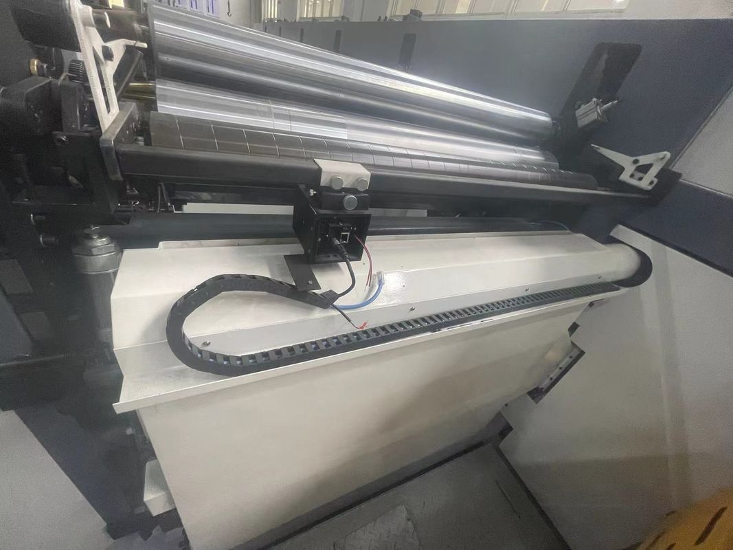 UV-Servo-Flexodruckmaschine 1350mm Roll-to-Roll Papierbecher Neuer Stand Kartendruckmaschine In-Line-Gear Druckereien