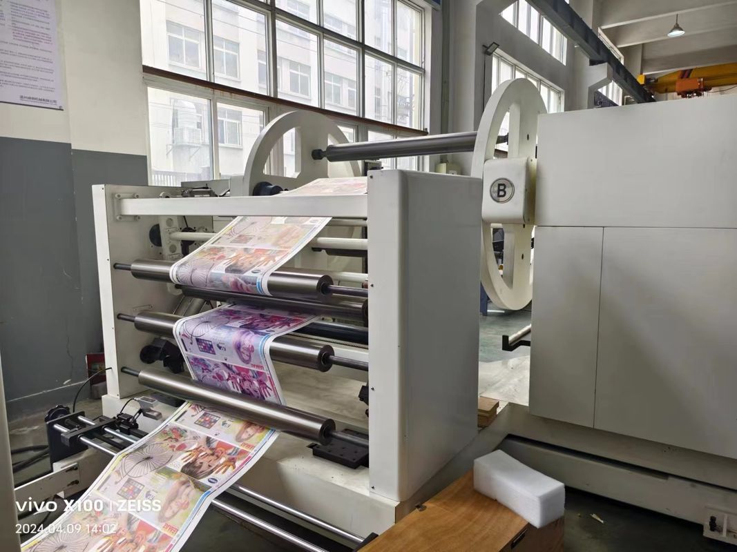 Flexographische Druckmaschine für Papier aus nicht gewebten Stoffen