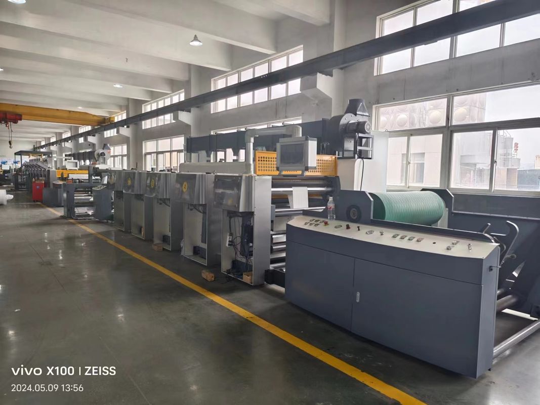 Flexodruckmaschine mit automatischer Register-Positionsspeicherfunktion