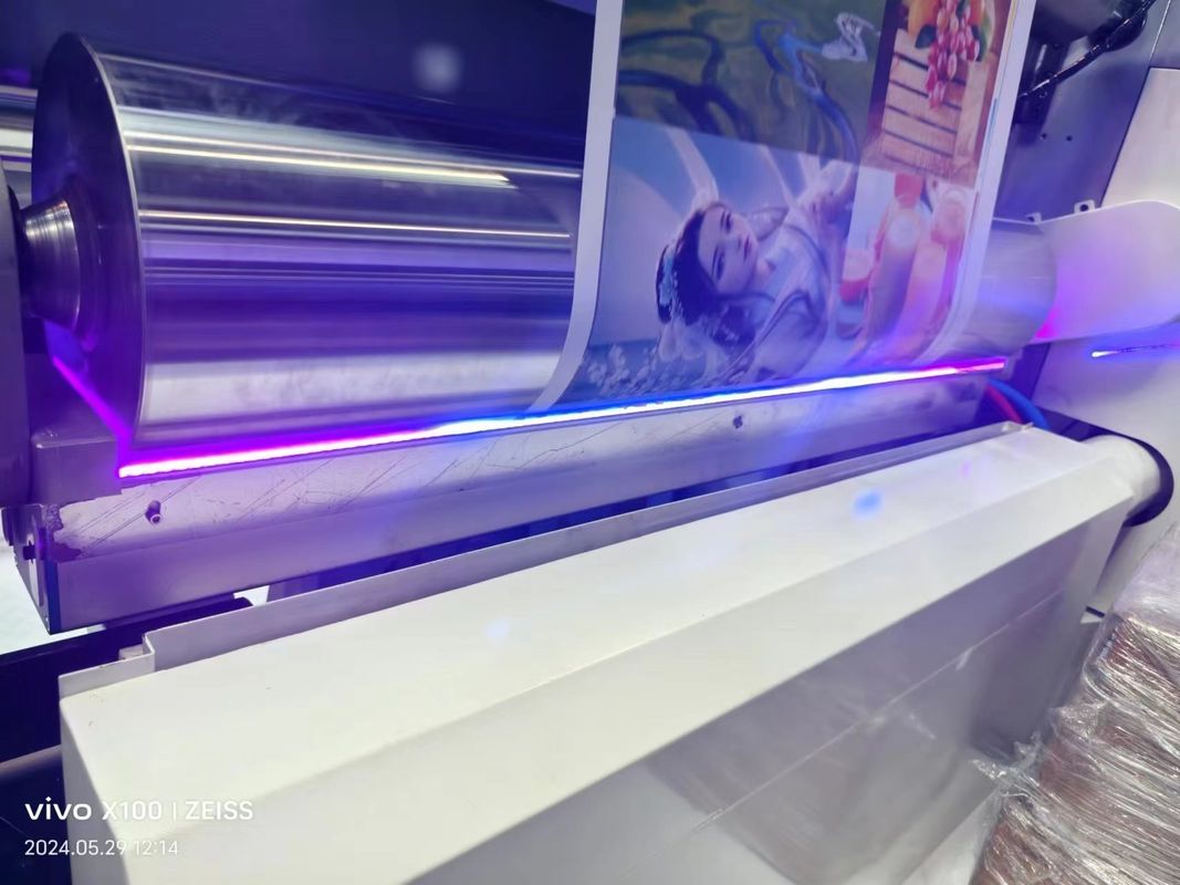 Automatisches Wide Web 4 6 Farb-UV-Trocknen Kunststofffilm Roll Flexo Druckmaschine Preis