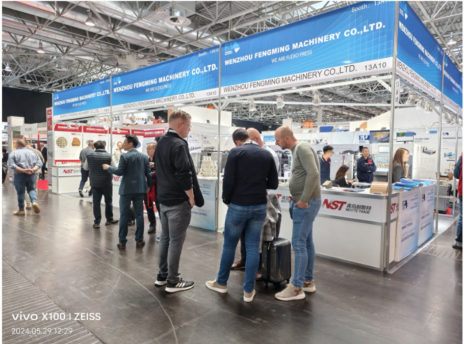 Hochwertige Multifunktionsmaschine mit automatischer Hochgeschwindigkeit 2 4 6 Farben-Flexodruckmaschine