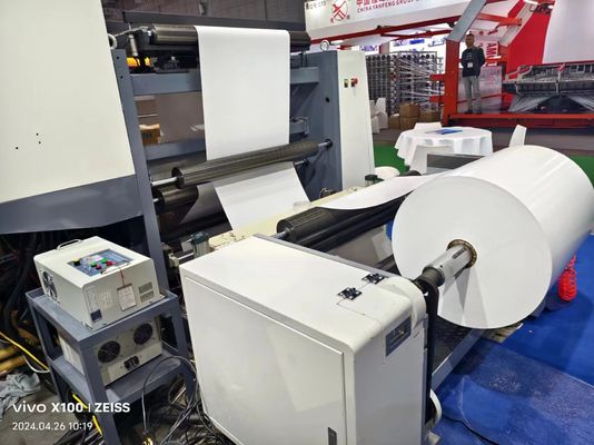 Flexodruckmaschine mit automatischem Magnetpulverbremskontroller